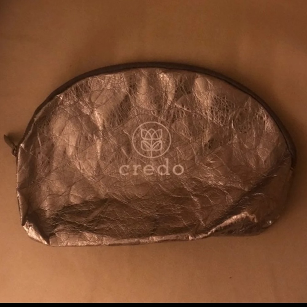 Credo make up bag